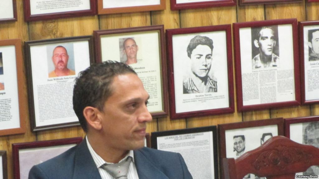 Burke Award Recipient has Possessions Seized in Cuba