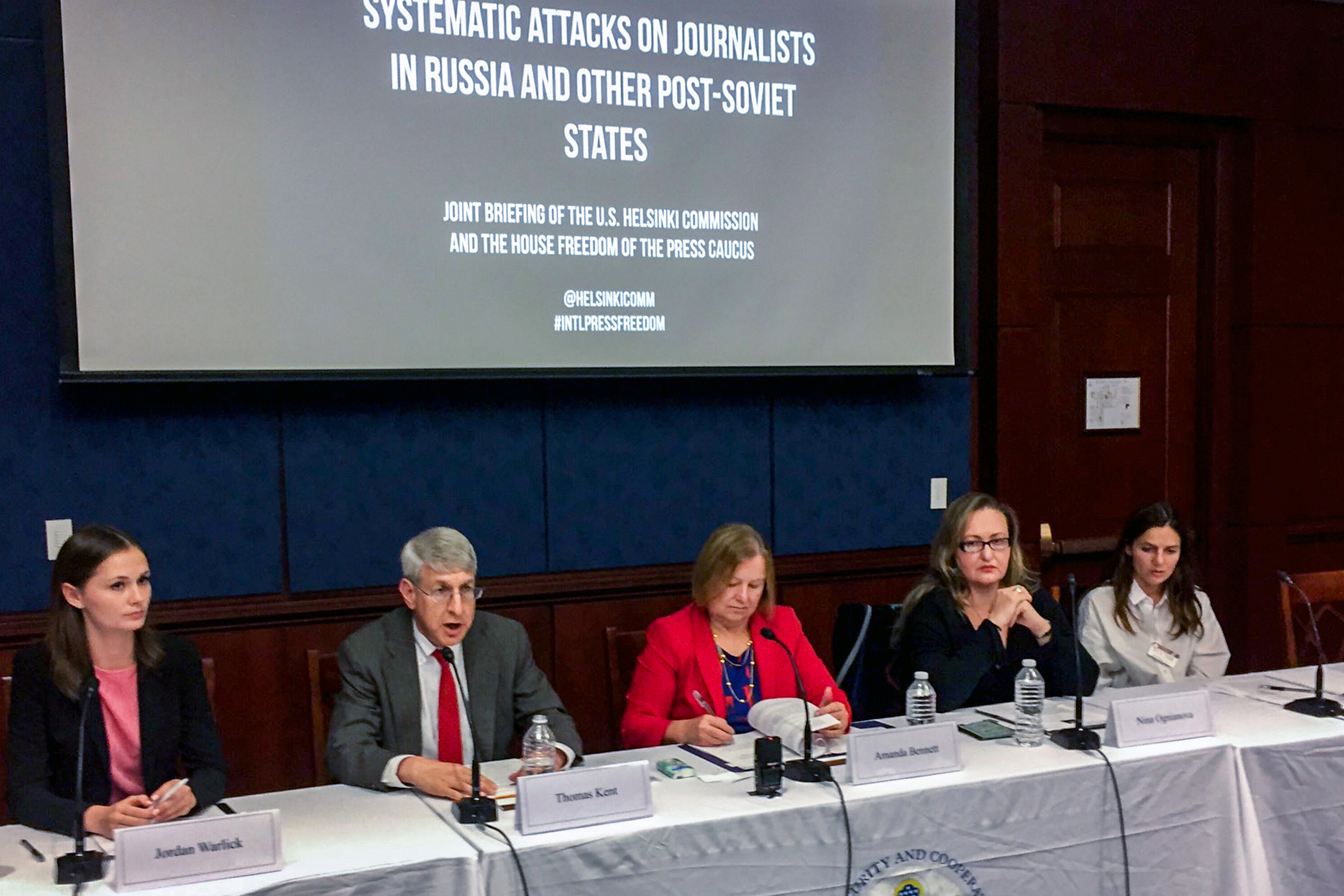 RFE/RL’s Kent testifies at launch of Press Freedom Caucus